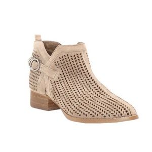 Vince Camuto Campina Booties